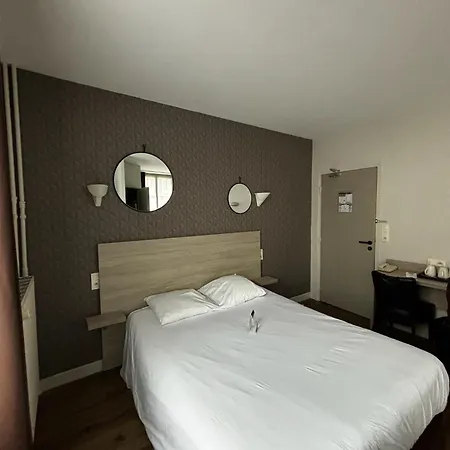 Logis -hotel & Restaurant De La Place