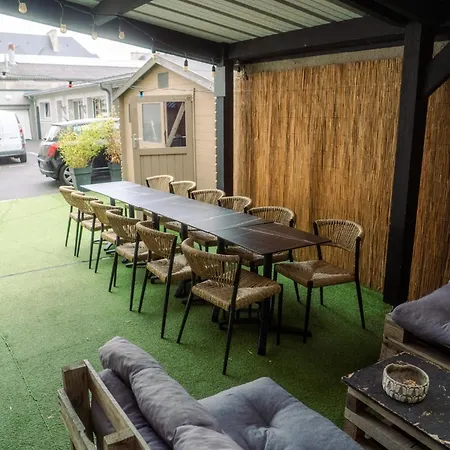 Logis -hotel&restaurant De La Place