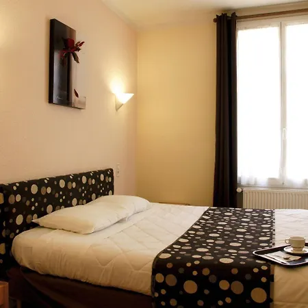Logis -hotel&restaurant De La Place