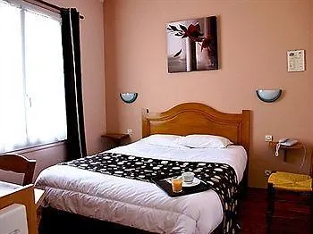 Logis -hotel & Restaurant De La Place Hotel Les Monts d'Aunay