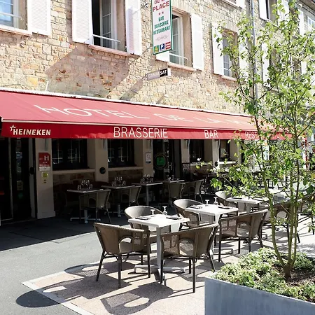 Logis -hotel & Restaurant De La Place מלון אונאי-סור-אודון