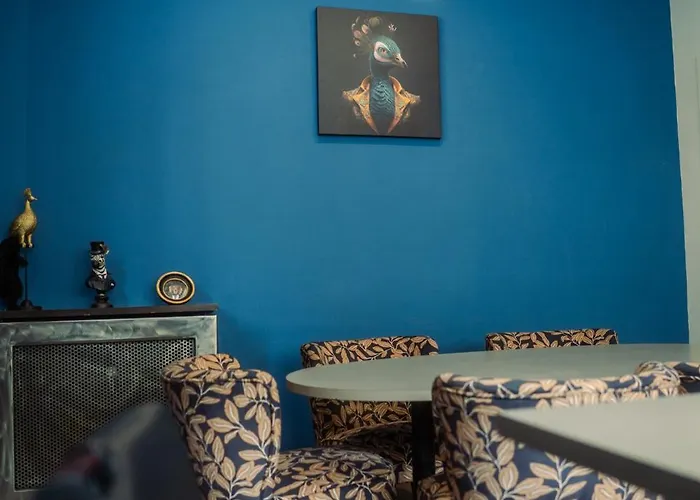 Logis -hotel & Restaurant De La Place 3*