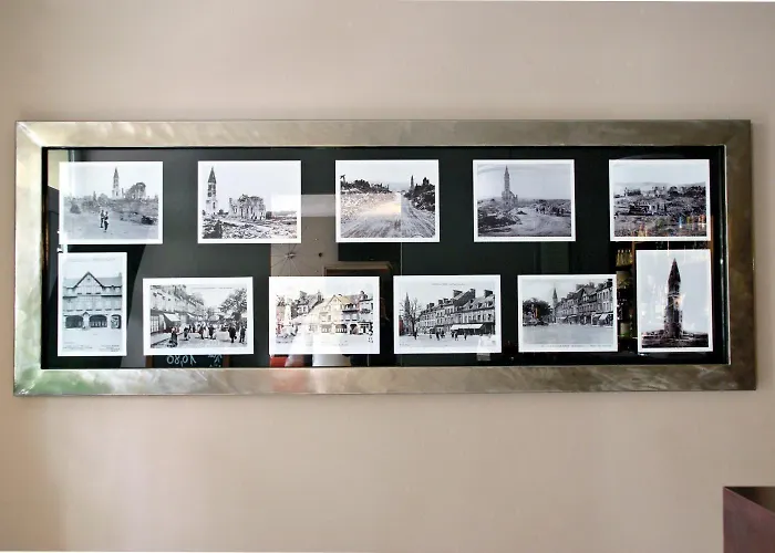 Logis -hotel & Restaurant De La Place 3* Les Monts d'Aunay