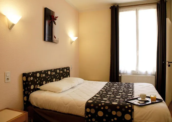 Logis -hotel & Restaurant De La Place